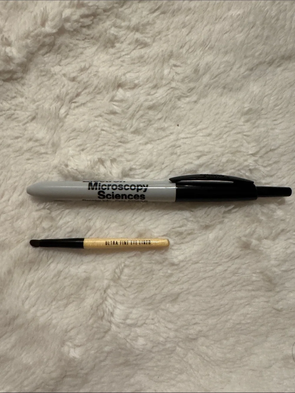 Bobbi Brown ultra fine eye liner brush, mini, travel friendly